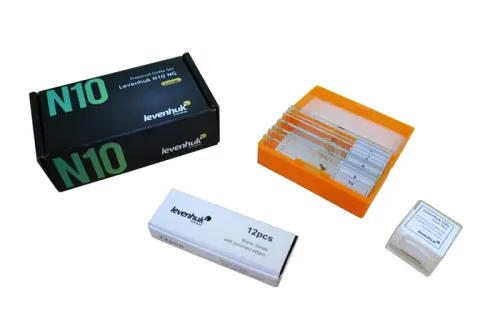 foto sada preparátů připravených k pozorování mikroskopem Levenhuk N10 NG,  2