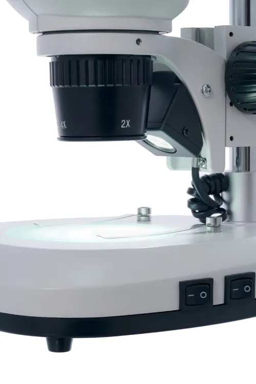 foto binokulární mikroskop Levenhuk 4ST,  7